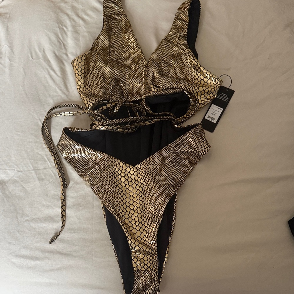 Fashion Nova Gold and Black One Piece Swimsuit